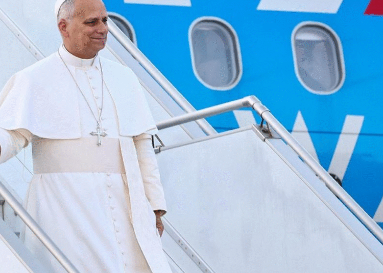 El avión de León XIV aterrizó en Líbano, segunda etapa de su viaje
