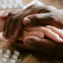 La vulnerabilidad nos ablanda el corazón, nos acerca al otro